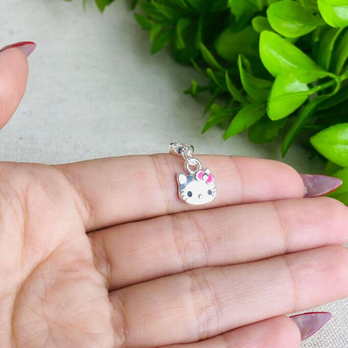 Berloque Hello Kitty Banhado a Prata 925