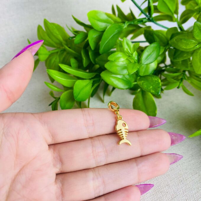 Berloque Peixe Banhado a Ouro 18k