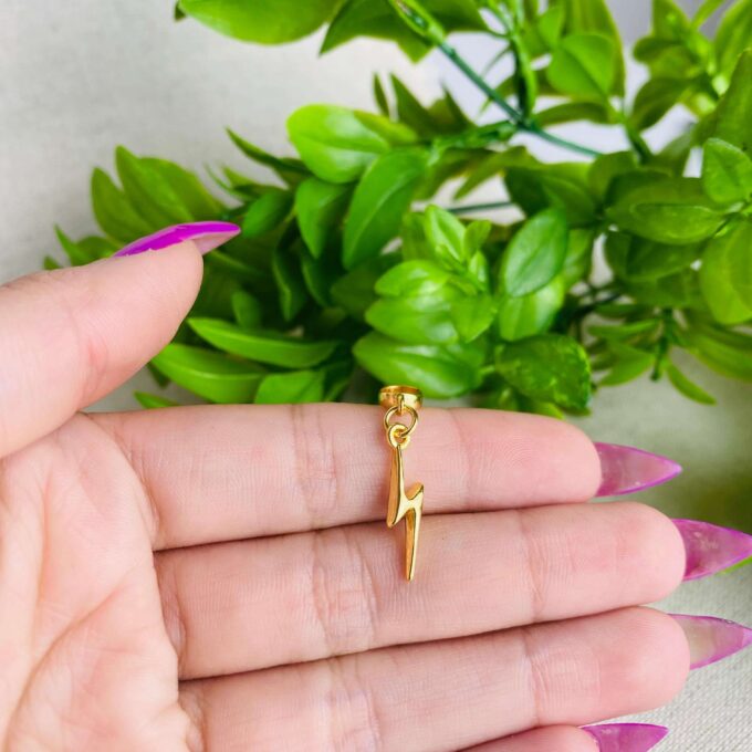 Berloque Raio Harry Potter Banhado a Ouro 18k