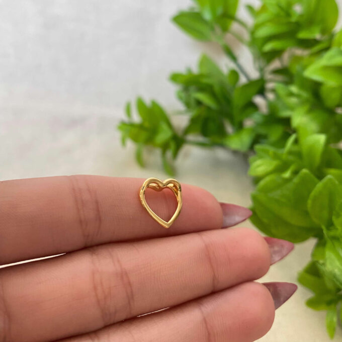 Colar Feminino Pingente Coração Vazado Banhado a Ouro 18k